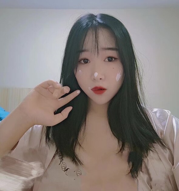 体验不错的巨乳女神，胸控的福利