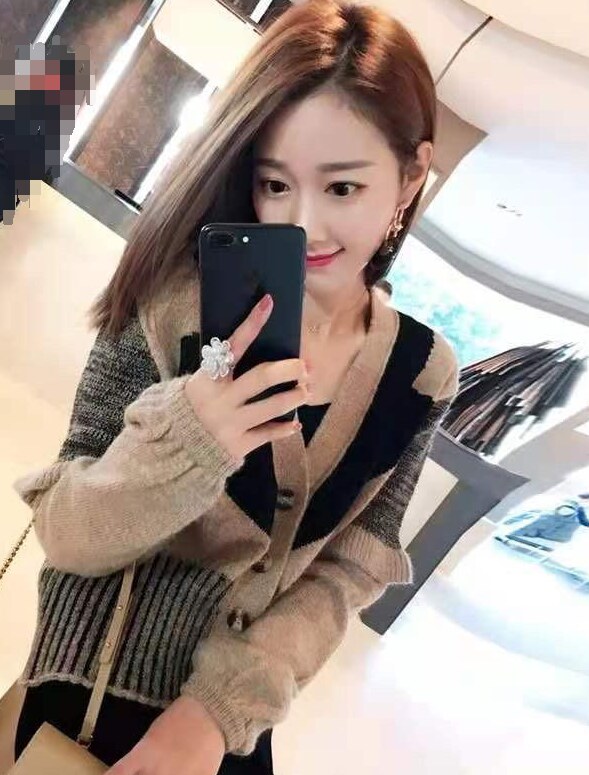 翘臀美女高挑大长腿，服务配合，爽