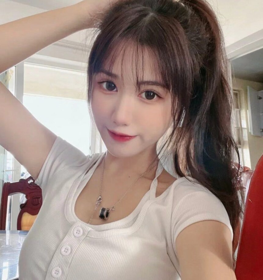 小妞服务赞，身材好