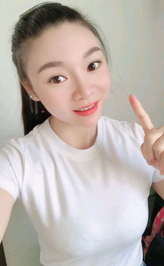 服务还不错的兼职妹子