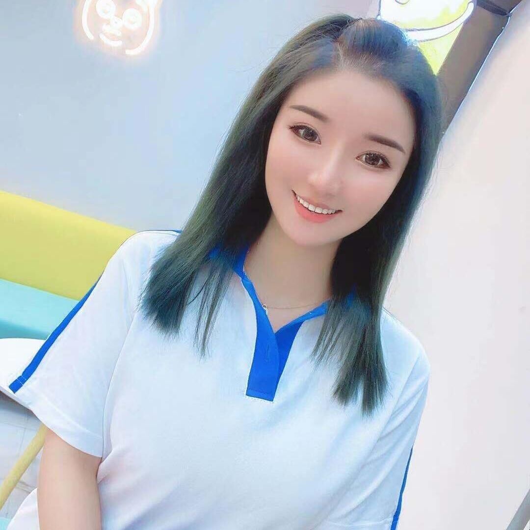 妹子长相还可以，胸C杯，配合挺好，很听话