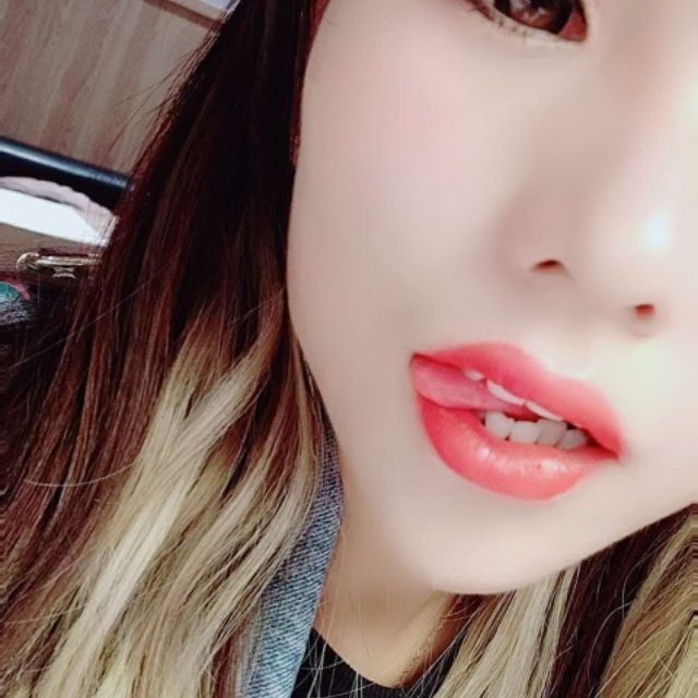 刺激的骚妇，淫汁浪穴把你玩