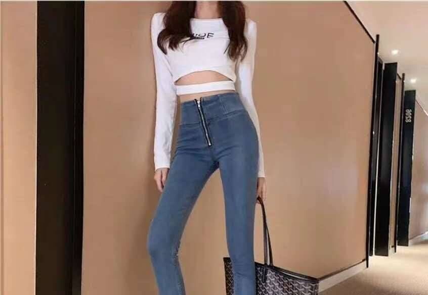 嫩妹子服务超爽，身材好，腿控的可约