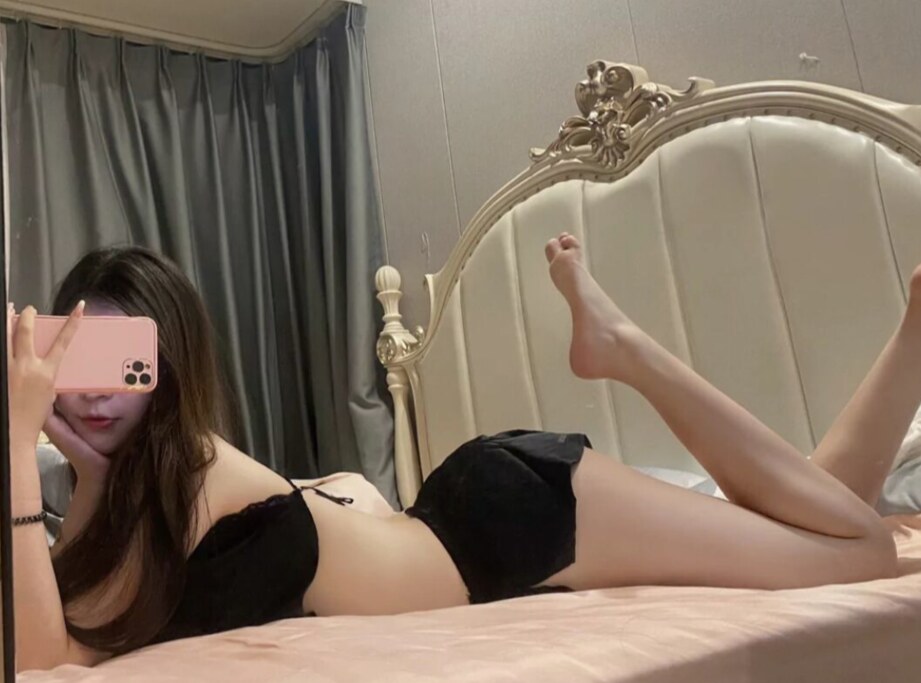 波大好身材,清纯浪骚的小嫩妹