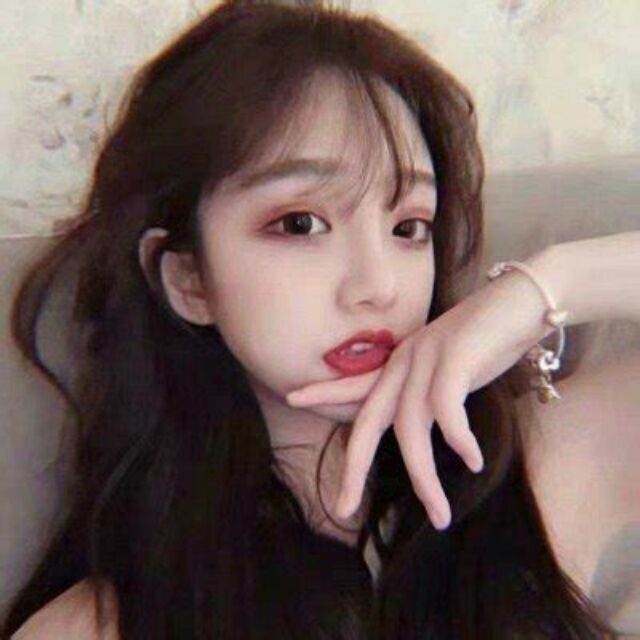高颜值妹子，亲自体验，爽的很