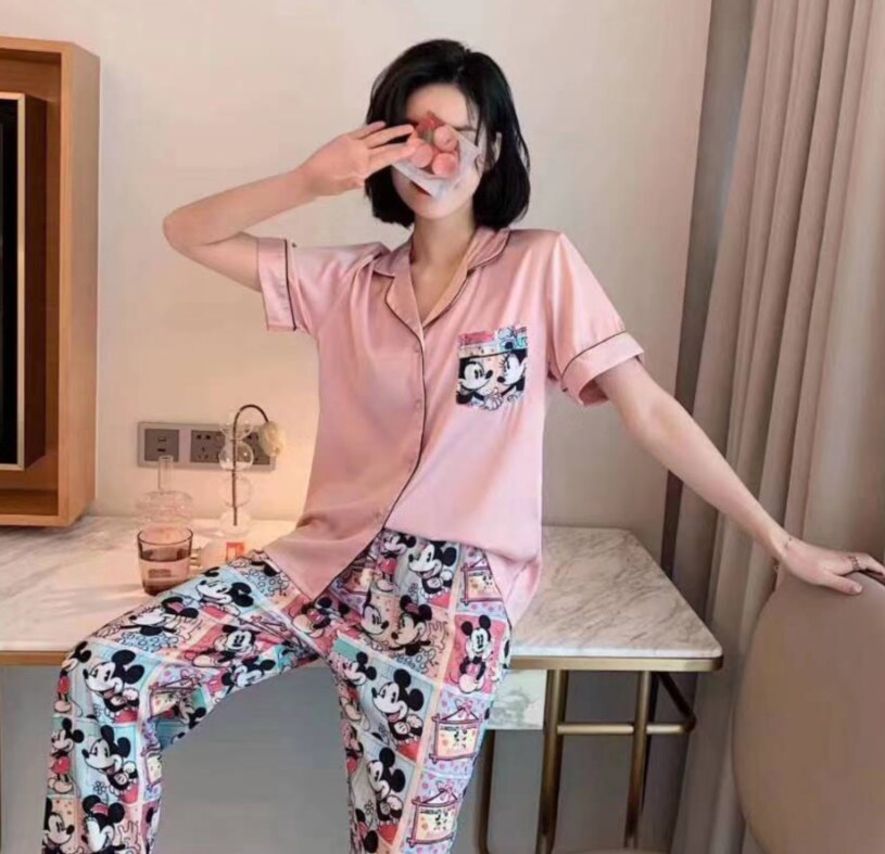 身材娇小的兼职女，口活不错