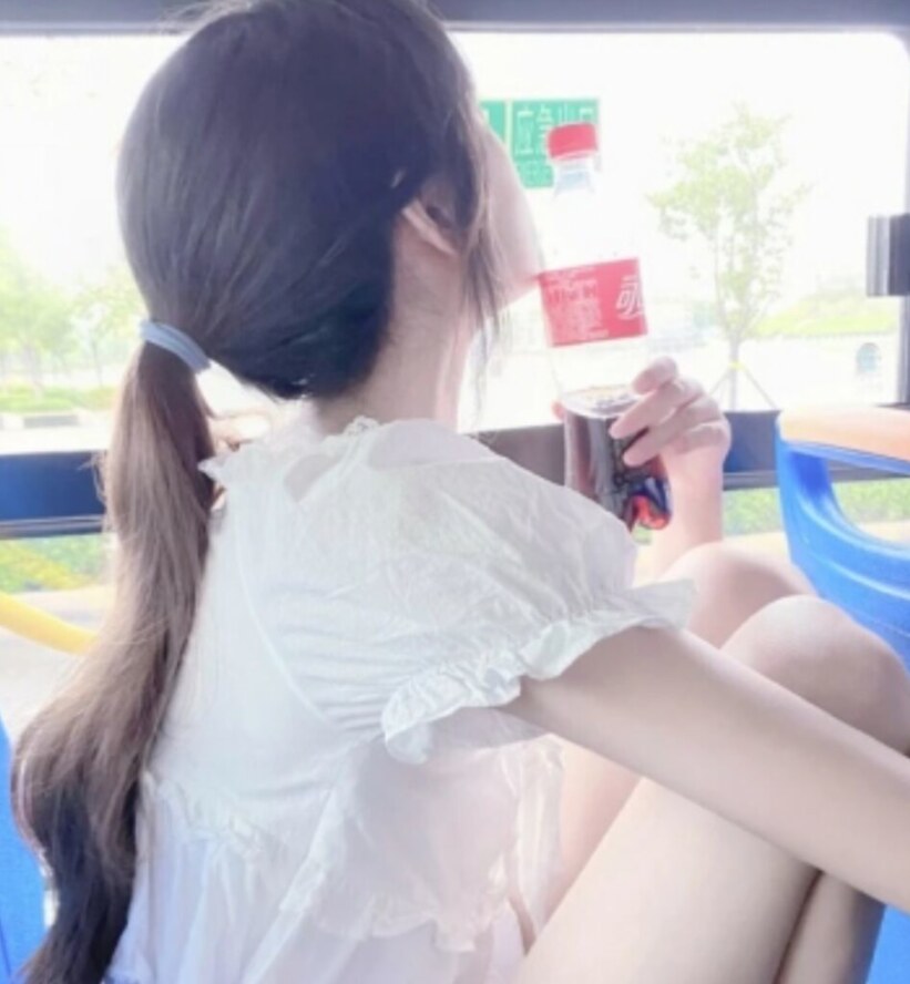 极品有颜有身材的小美女