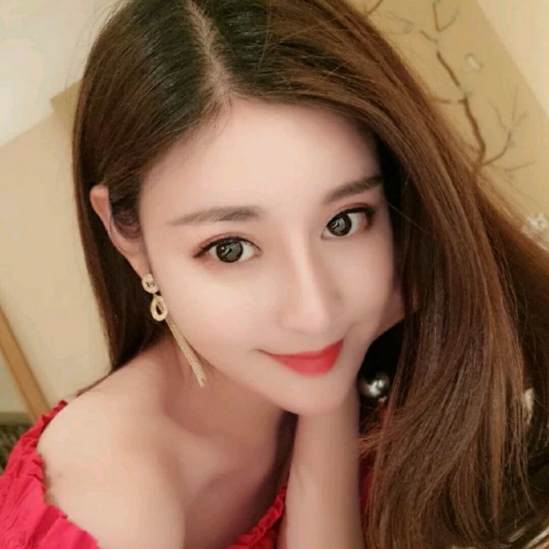 就乐意长发飘飘的妹子，做的时候飘逸