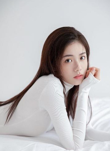 清纯大长腿妹子，服务爽，身材好