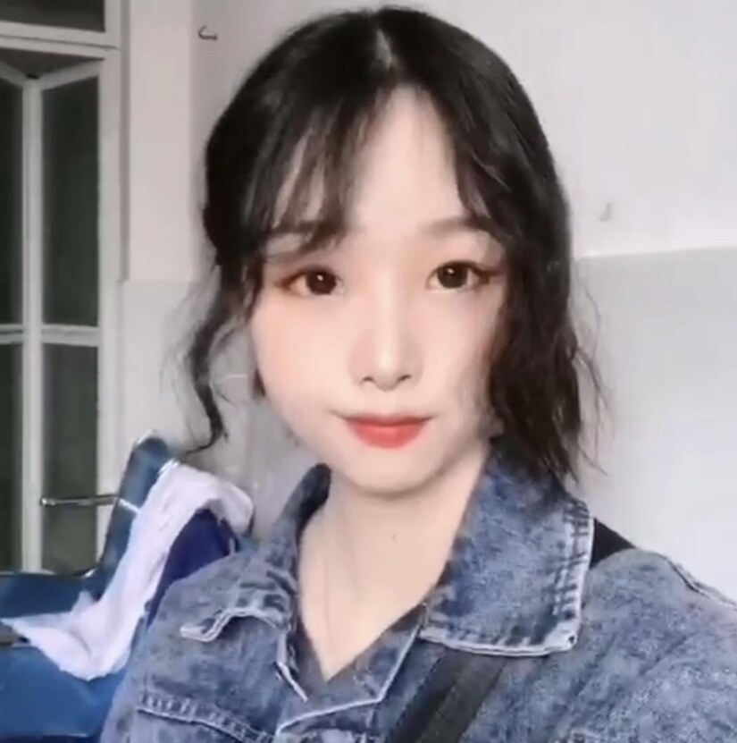 私藏了好久的兼职嫩妹，服务好