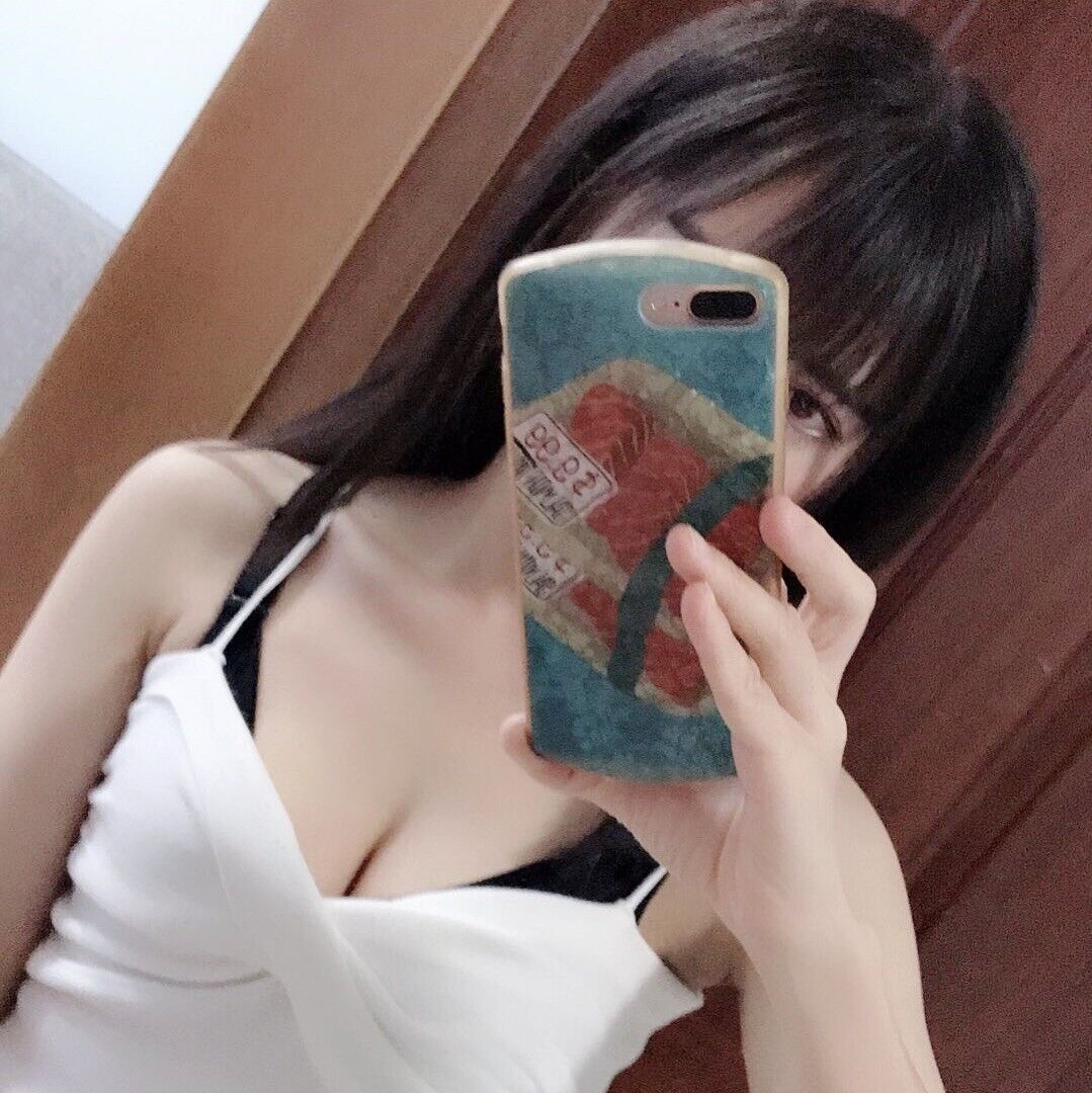 水嫩妹子服务爽，身材火辣