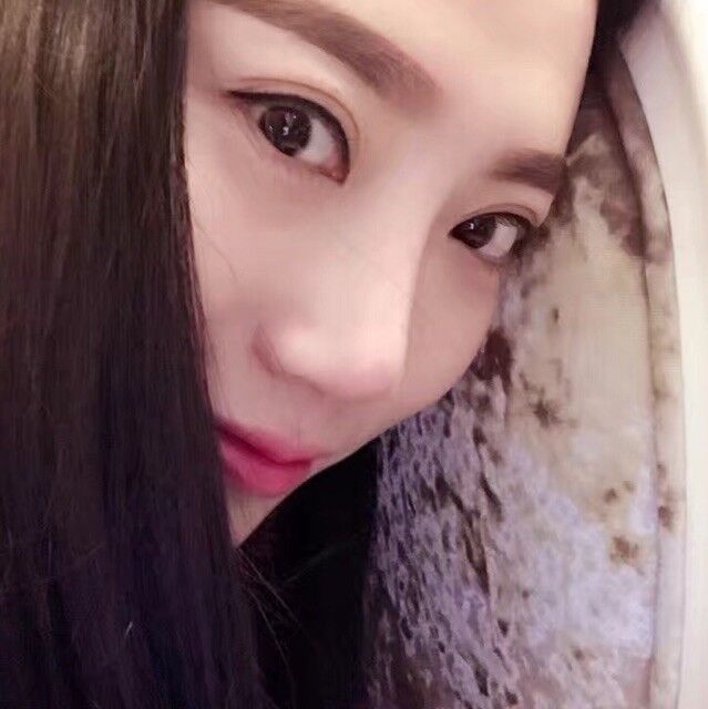 妹子水多，操起来很舒服