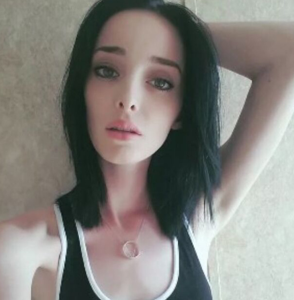很骨感的兼职骚妹，服务非常爽