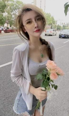 长腿幼师拜金女 ，越干越带劲