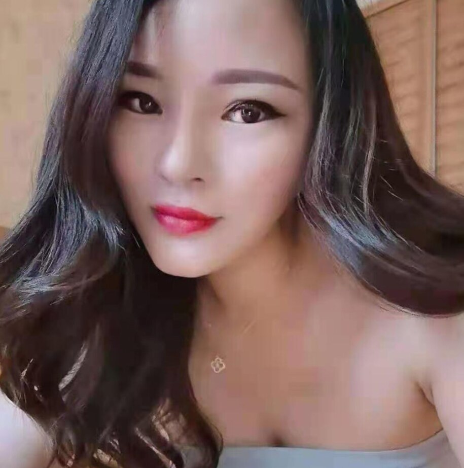 刚下水的兼职嫩妹子，搞起来爽翻了