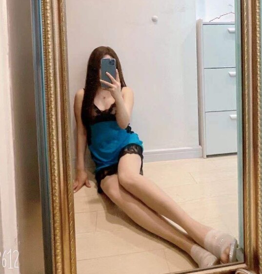 分享一个性格随和的新人妹子