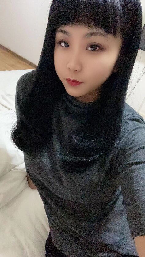 有点婴儿肥的小姐姐