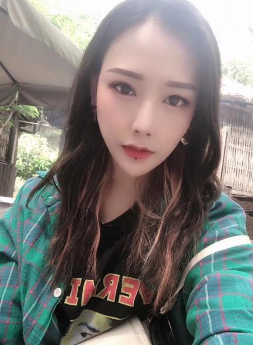 性价比超高的兼职年轻妹妹