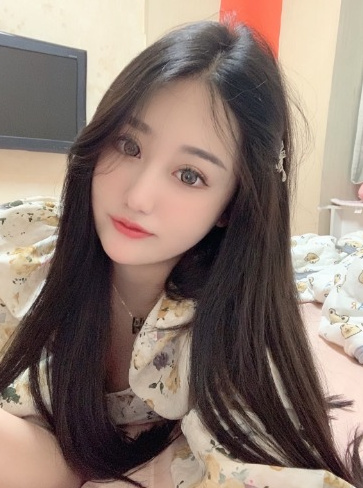童颜巨乳19岁不限次搞，逼水横流，撕袜艳舞，舌吻颜射