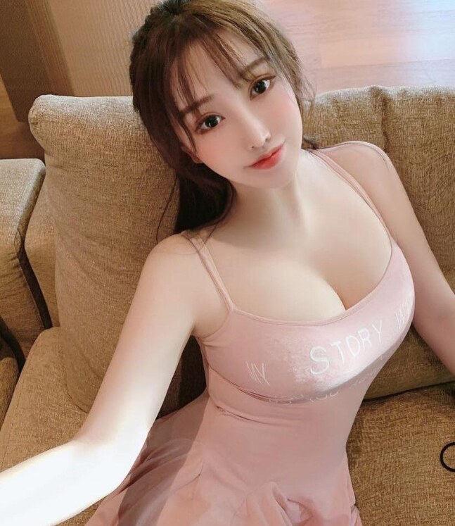 丰满性感大白兔 （服务颜值控）