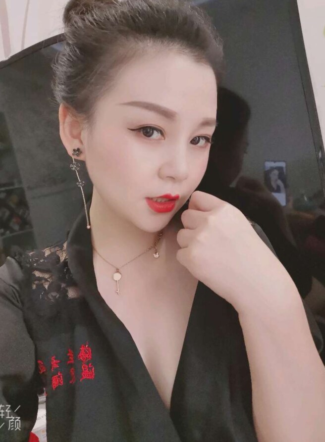 极品一线天少妇~体验超爽