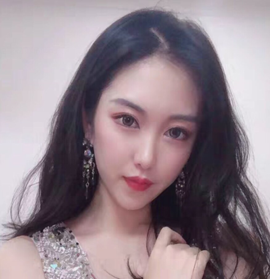 验证年轻身材好的妹子