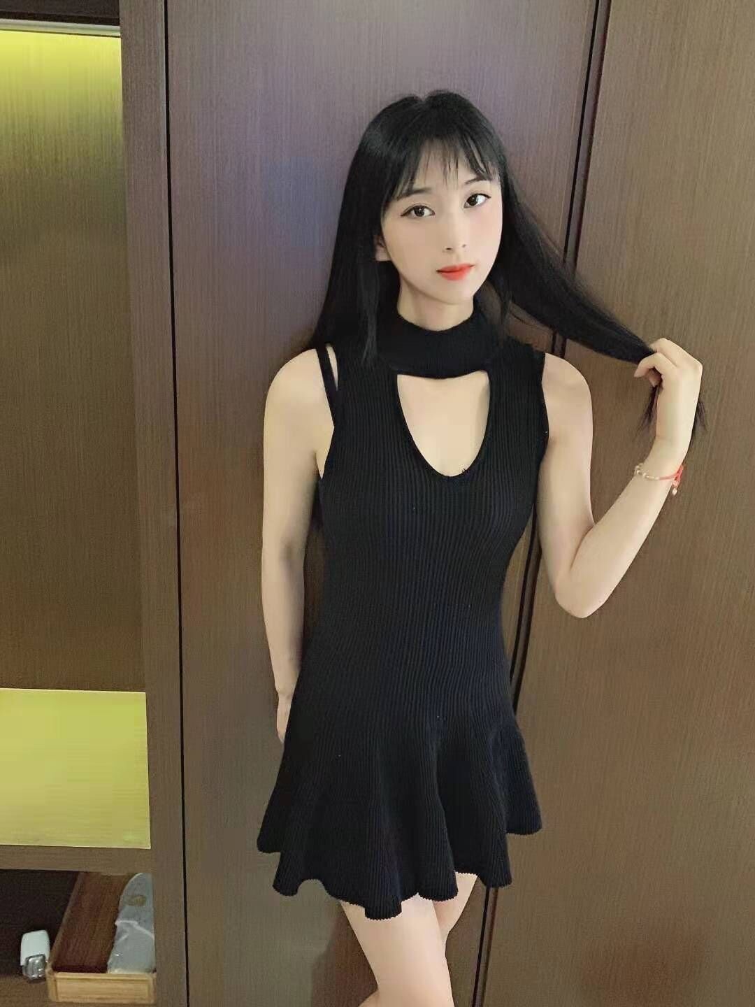 高颜值性感美女，腿控必去