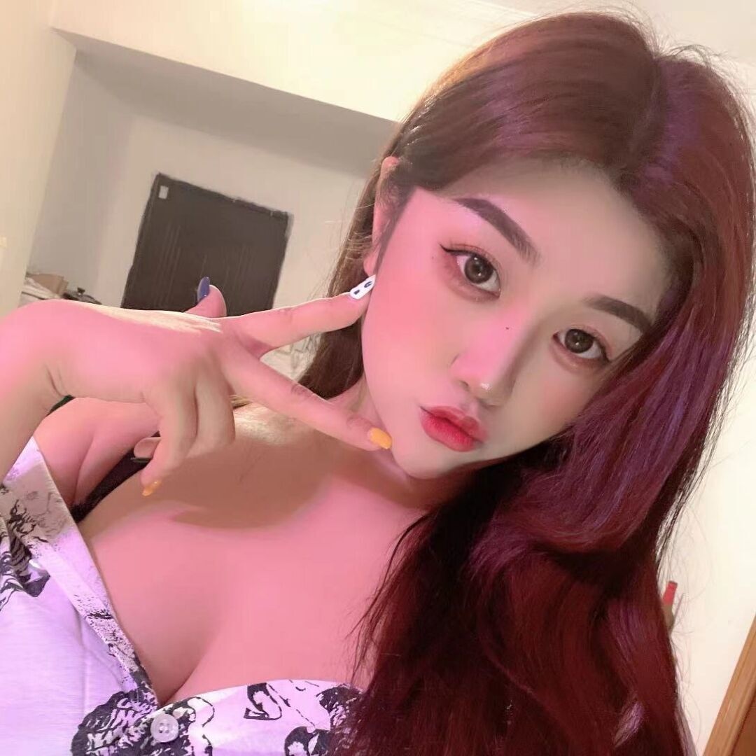 完美身材的小妹，胸大，服务爽