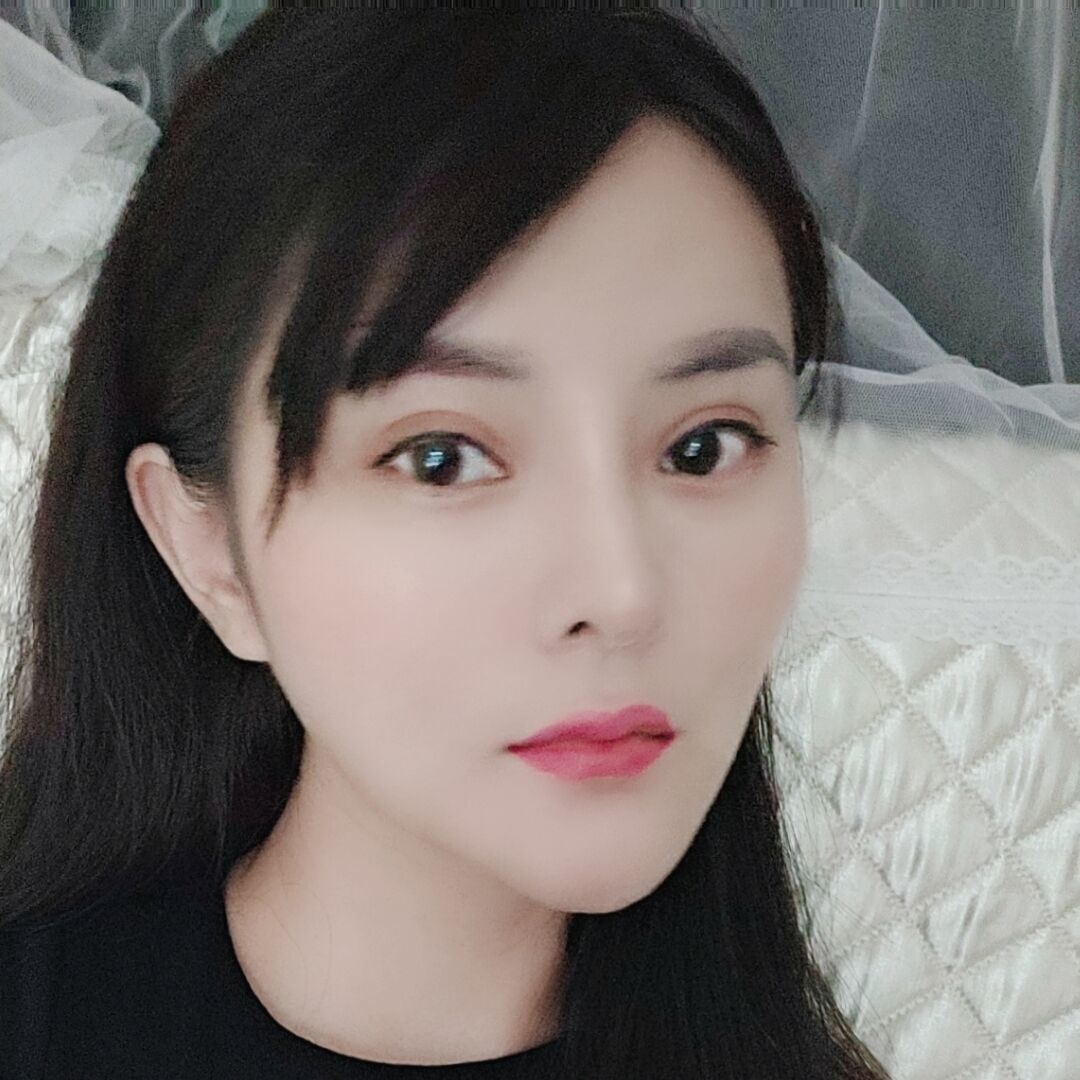邻家女孩般的温柔妹子，服务很贴心
