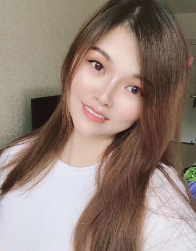  丰满少妇在线娱乐，泻火可约