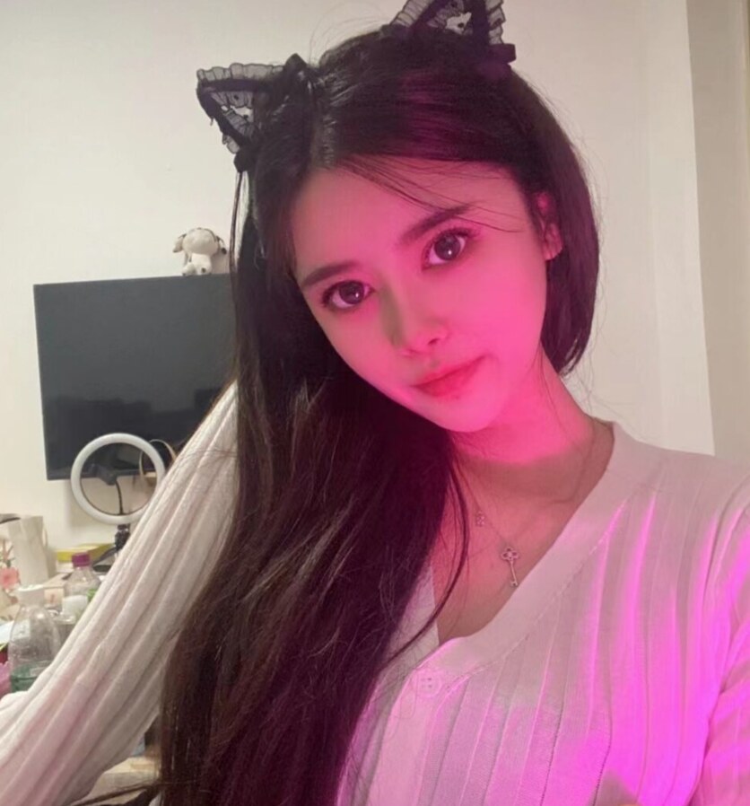 刚毕业的小女生，实在嫩