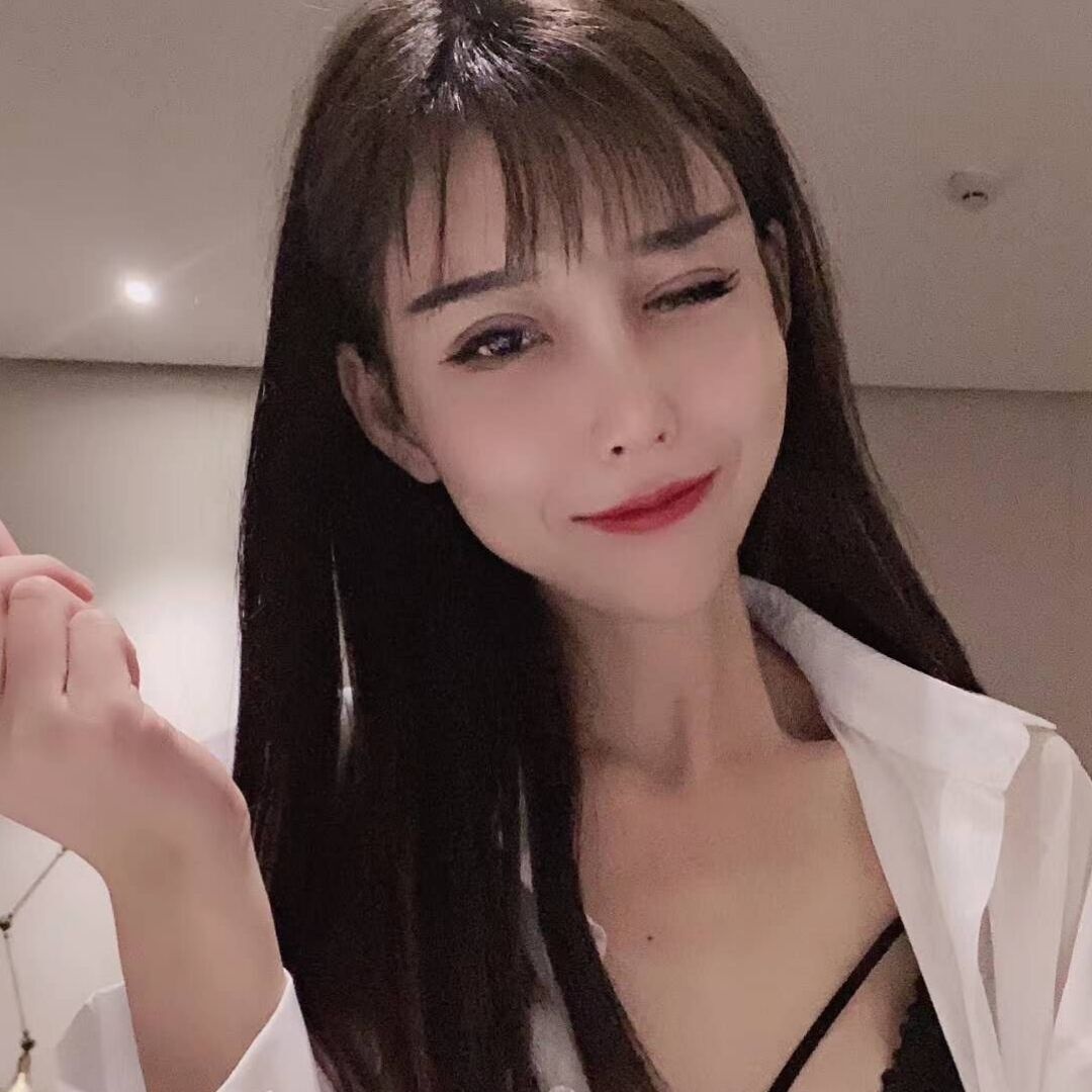 极品女友型妹子，下面是粉的 