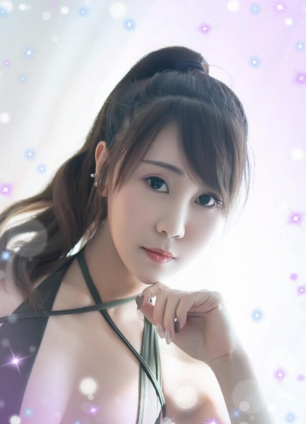 挑逗在线的网红小妹