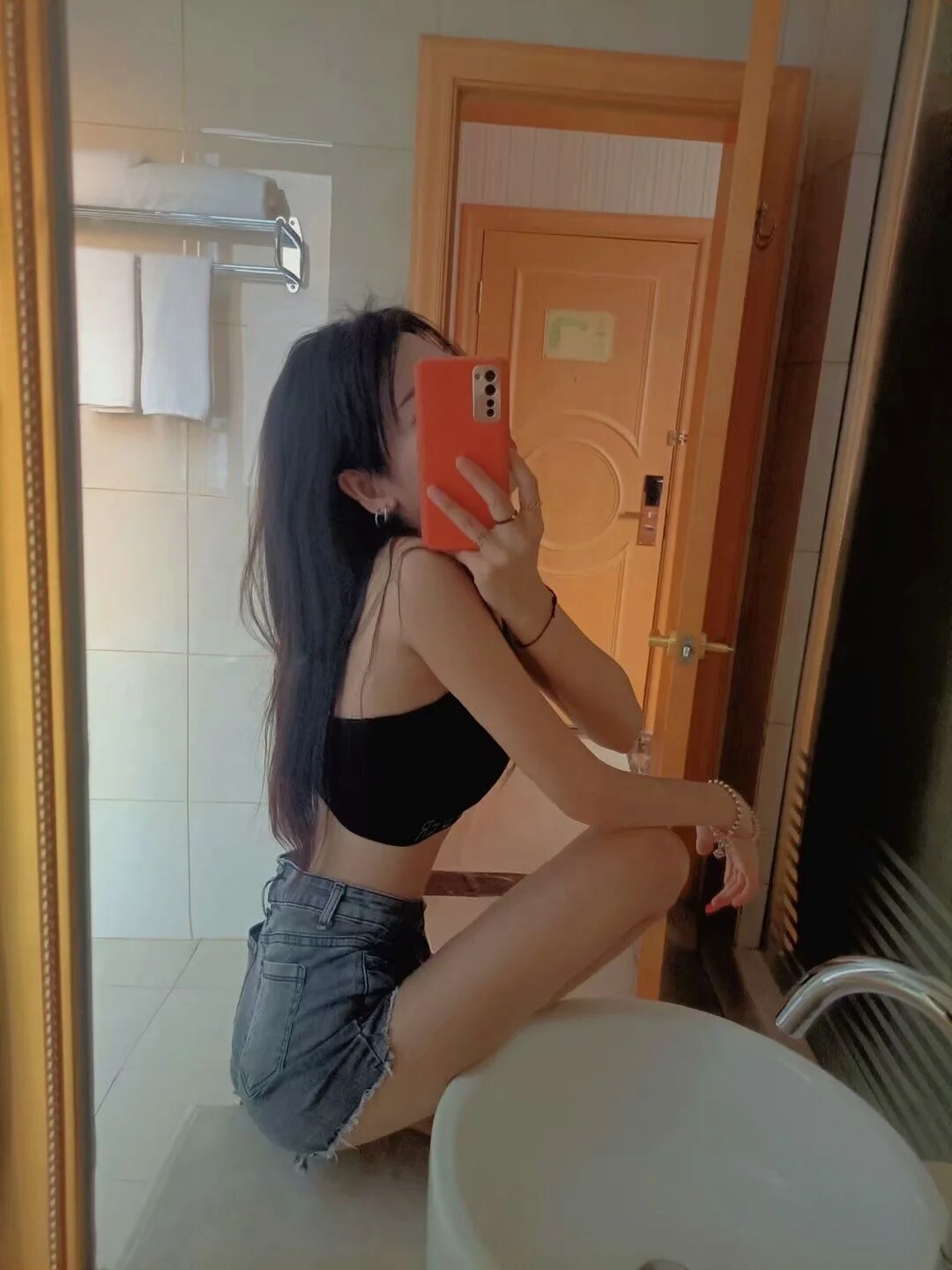 特别棒的妹子，可外带，可上门