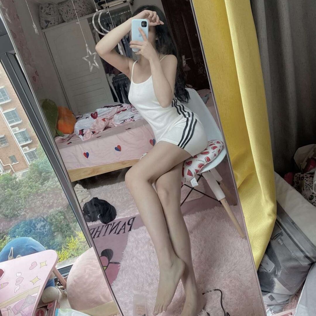 身材火辣的性感大长腿，超会勾引男人