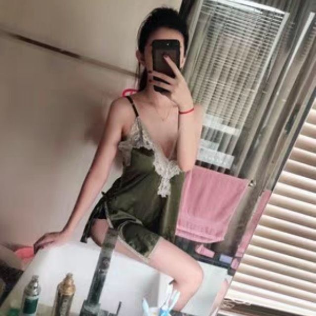 妹妹挺温柔的，身材娇小，活也好