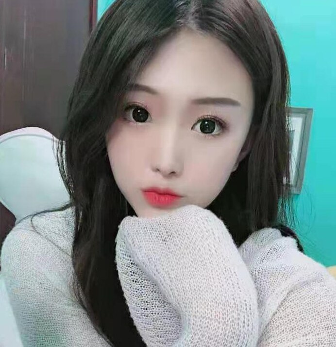 服务好，不机车的白嫩美女