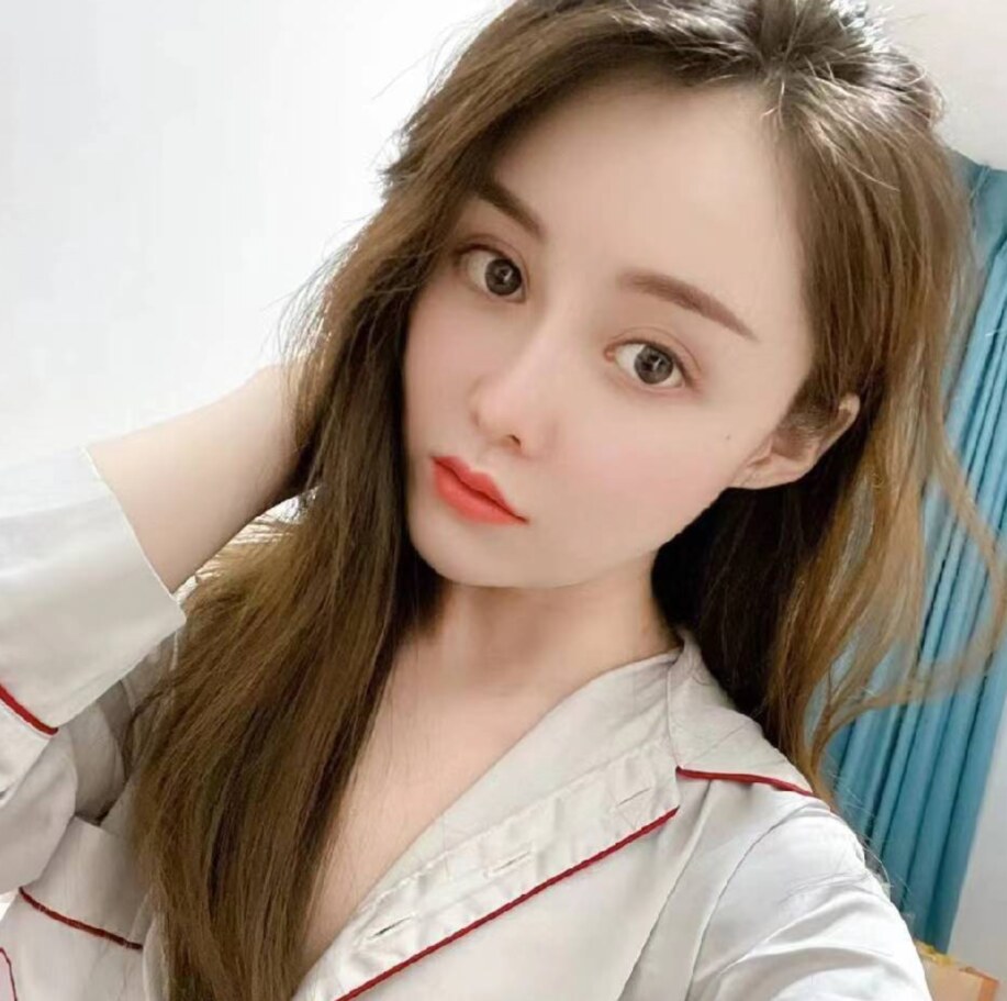 高颜值，身材好的清纯小姐姐