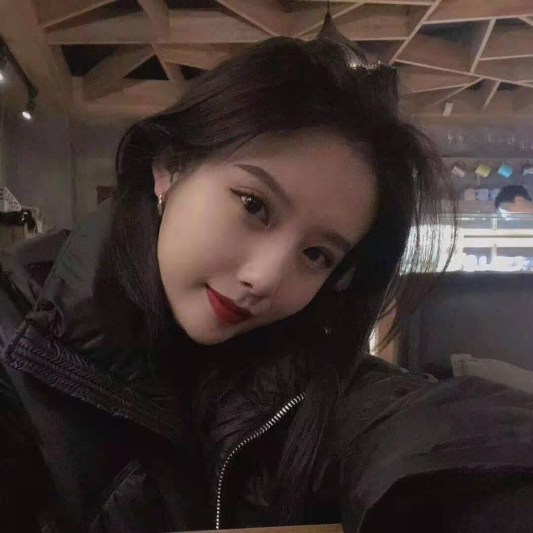 妹子声音软软的，听着很酥，胸很大 