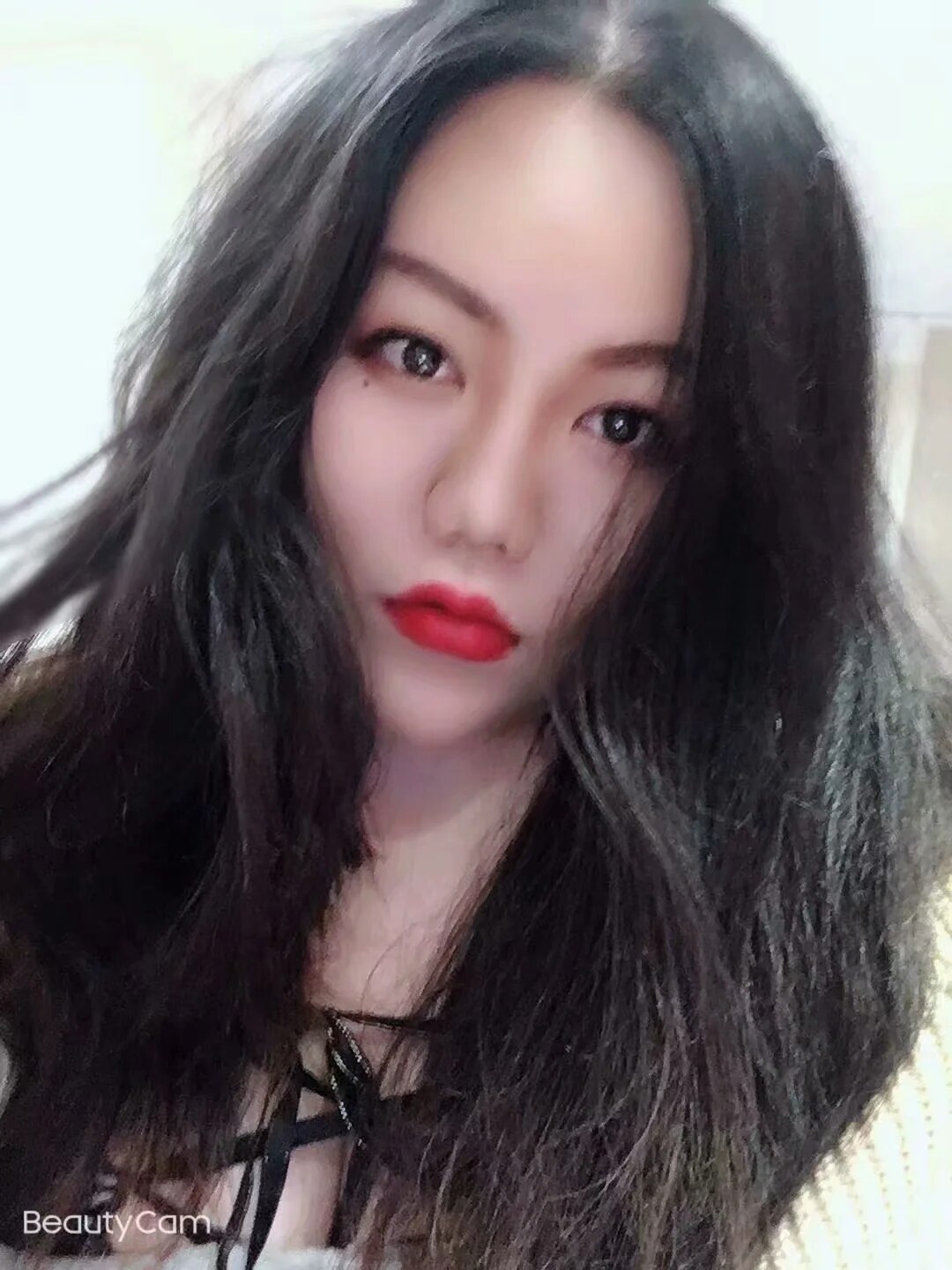 体验年轻巨乳妹子，值得推荐 