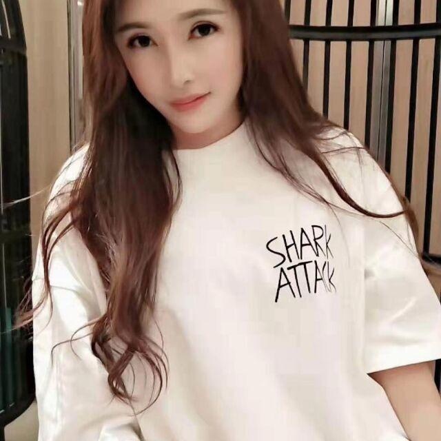 妹子奶子大、屁股翘、丰满型，喜欢的自己约