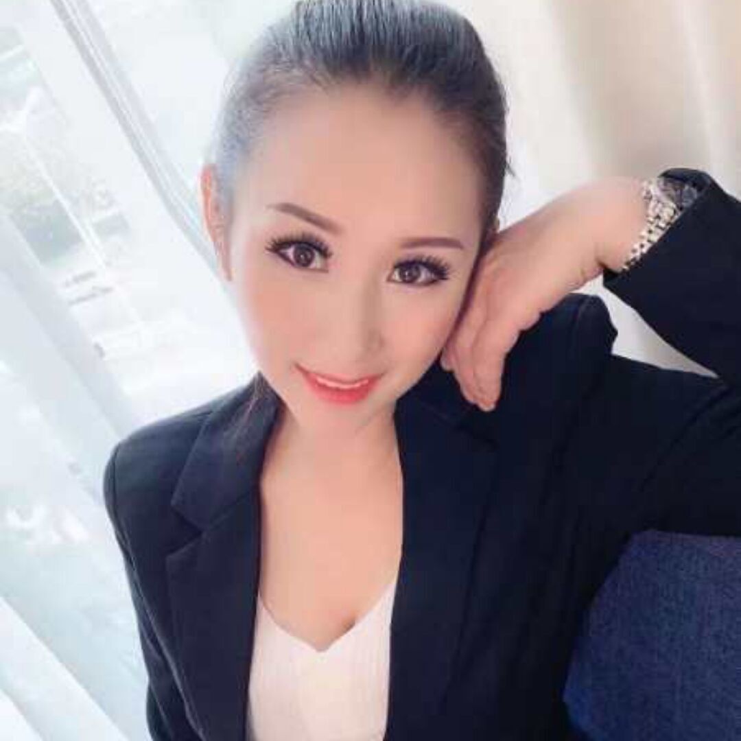 喜欢玩制服的狼友可以去试试，非常浪的妹子
