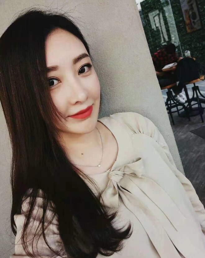验证做美容的轻熟御姐，服务好，颜值也不差