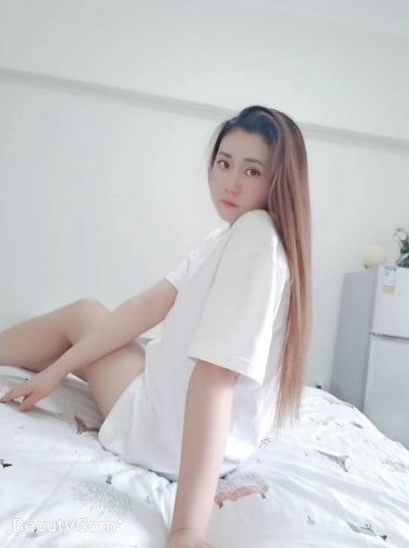皮肤很好的白净嫩妹，服务很温柔 