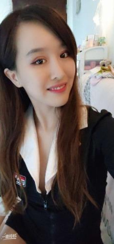 爱笑的服务型美女， 已验证