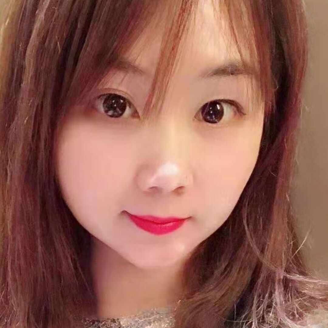 颜值不错的温柔妹子，会玩，放得开