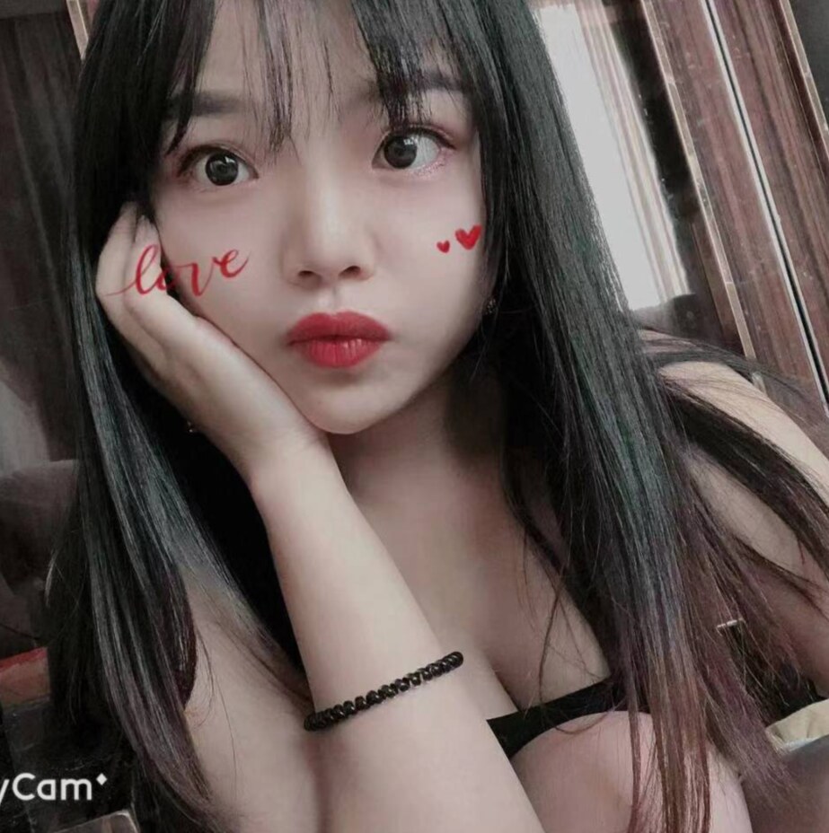 三点粉嫩，会叫床的骚妹
