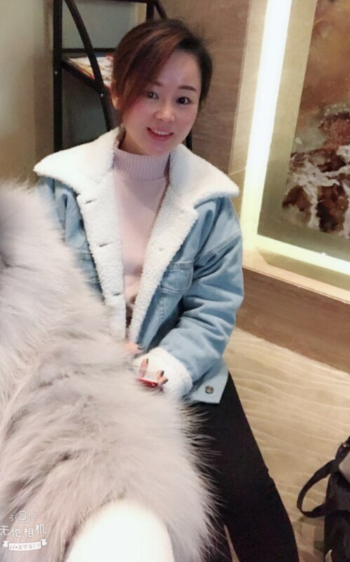很放得开的兼职小少妇