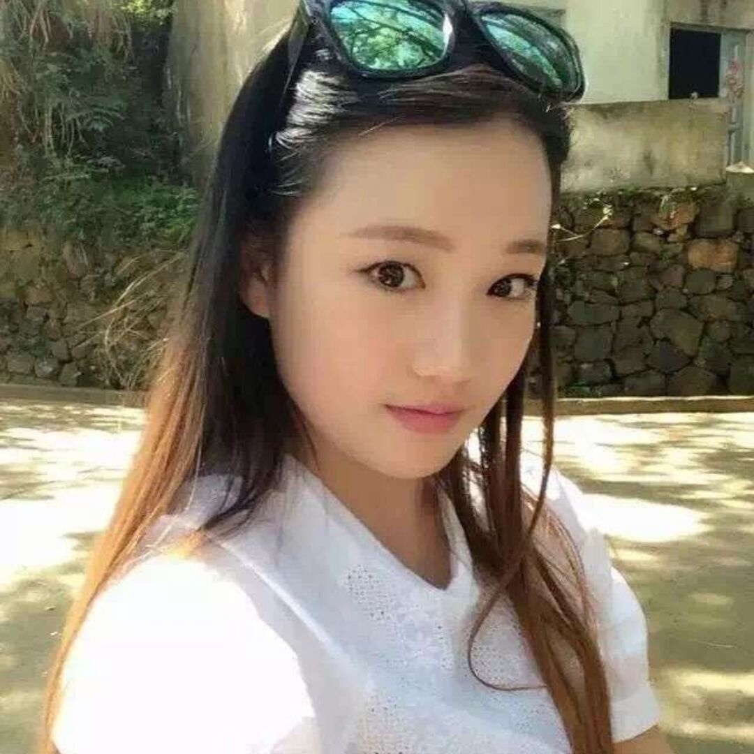 推荐一个不错的mm，叫起床来，很浪，很刺激