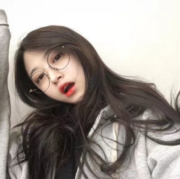 清纯漂亮的妹子，真是妙不可言